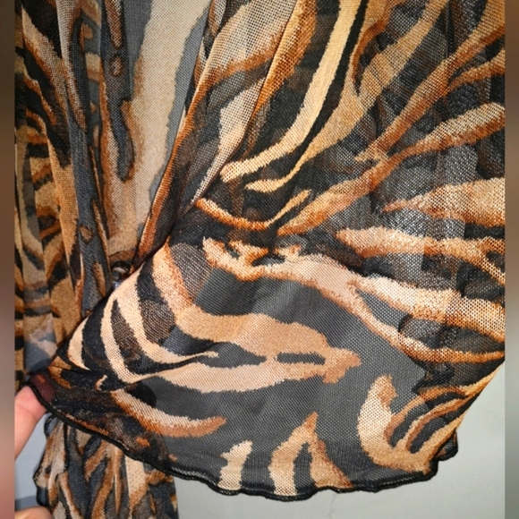 Fashion Nova Megan Thee Stallion Tiger Print Mesh Cover up - Picture 5 of 5
